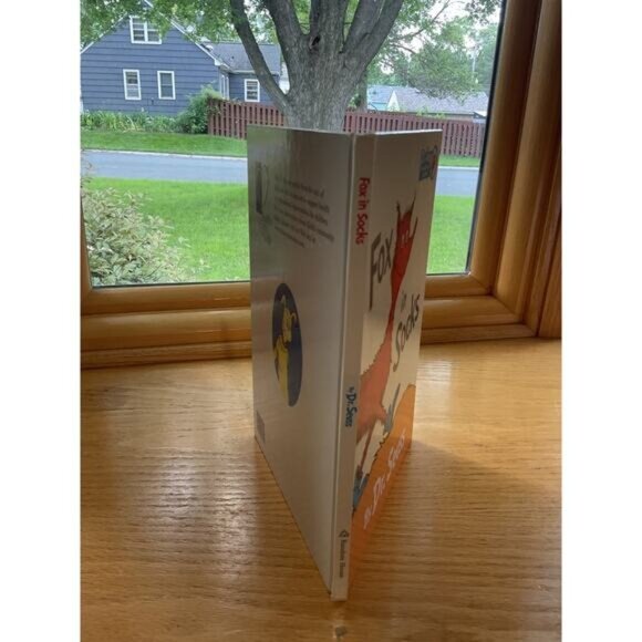 Kohls Cares Dr. Seuss Fox In Socks Plush & Book Set 15" - Picture 7 of 8